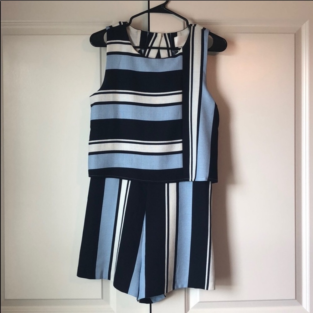 J.O.A Los Angeles Romper